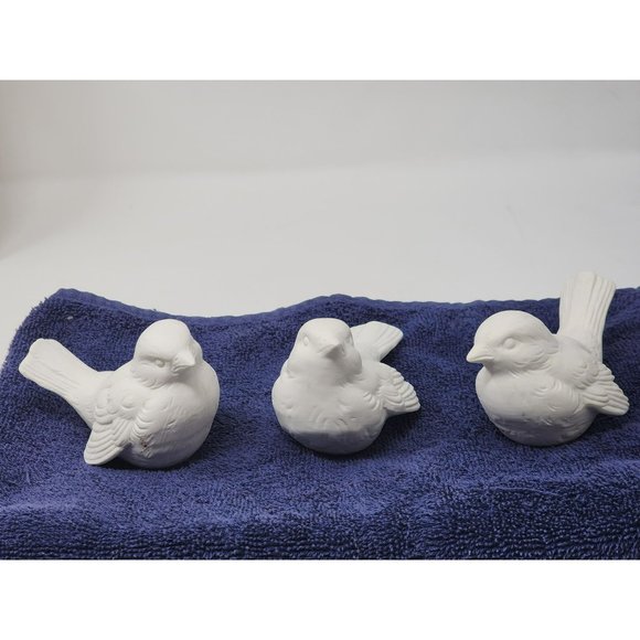 Vintage‎ Goebel White Porcelain Birds Bisque Sparrow Unglazed Lot Of 3 - Picture 1 of 14